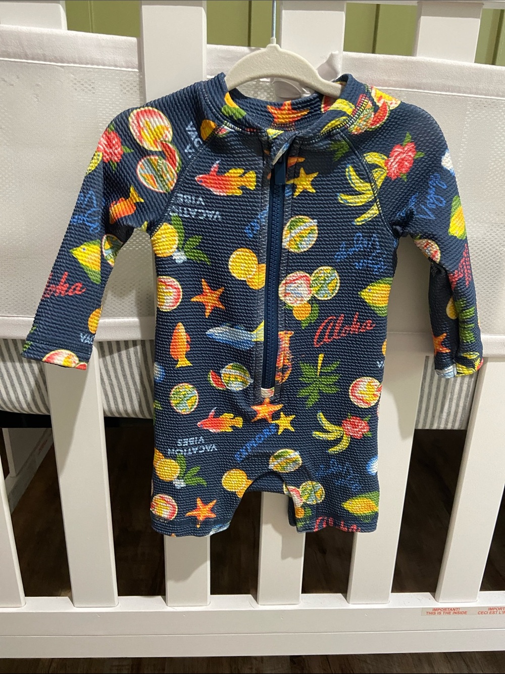 Old Navy Navy Tropical Print Long-Sleeve Kids Rashguard